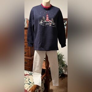 Like New Christmas Sweatshirt and skinny pants